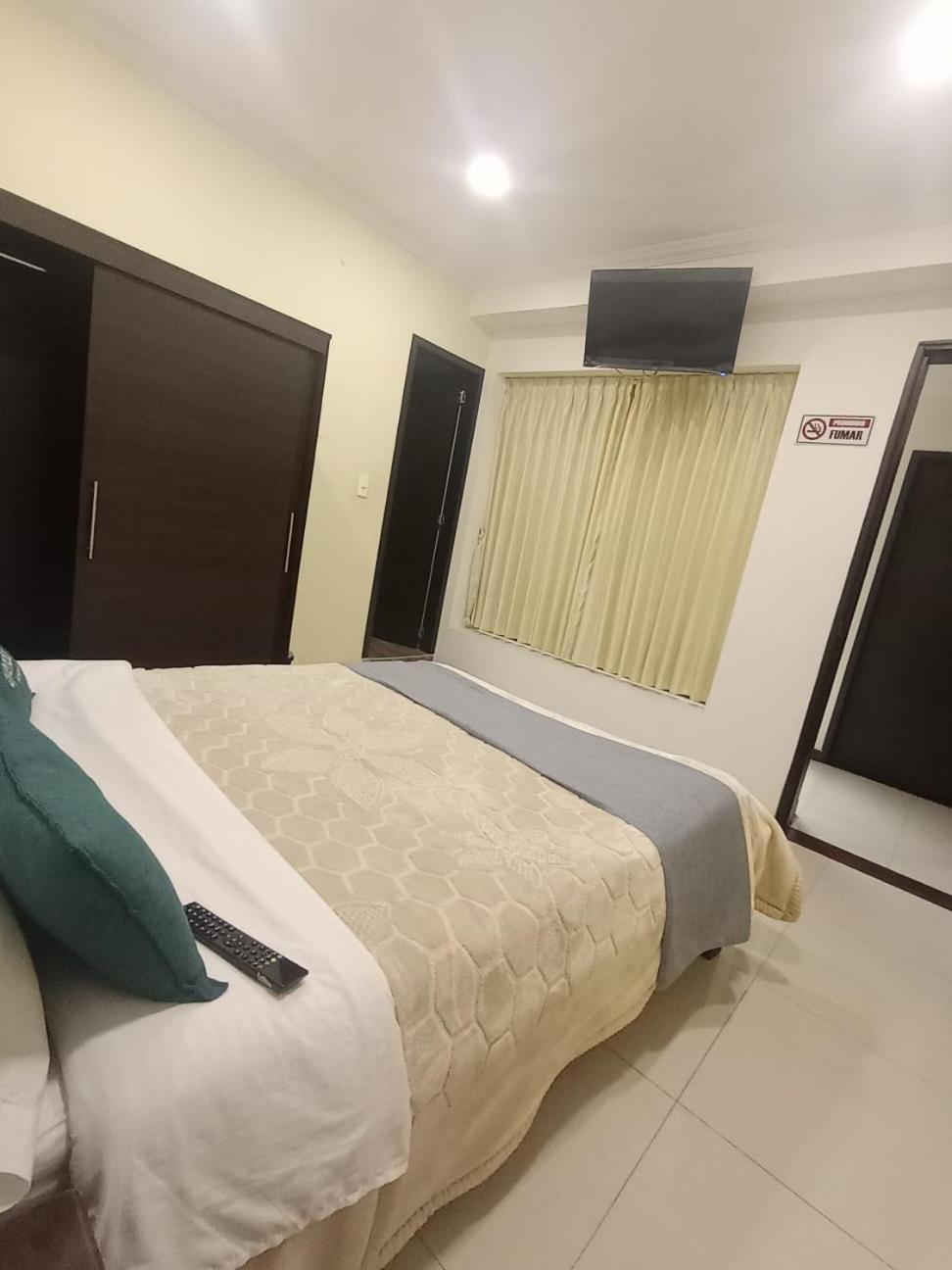 Hotel El Monarca Тунха Экстерьер фото