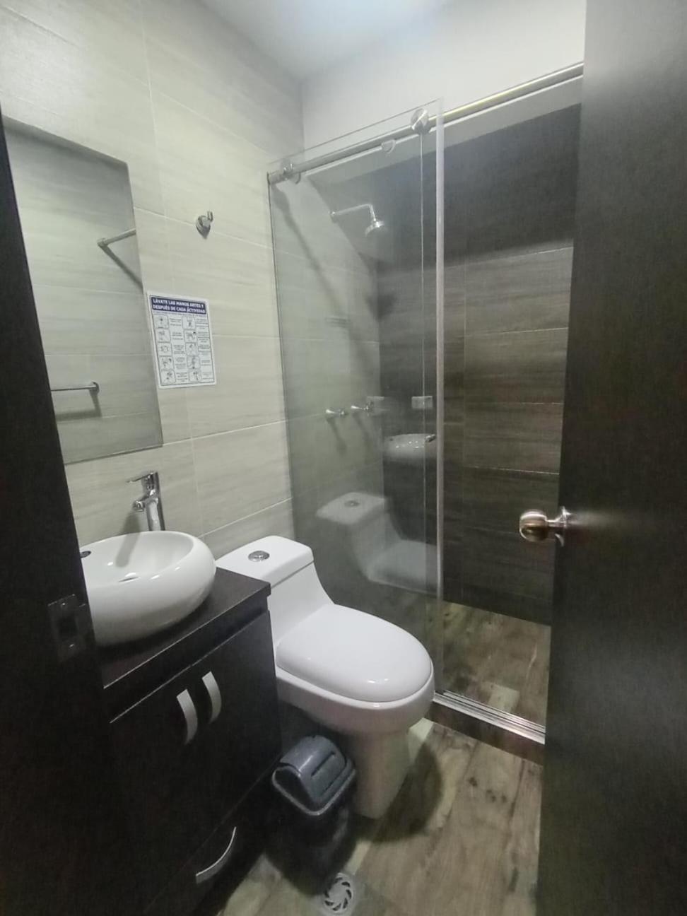 Hotel El Monarca Тунха Экстерьер фото